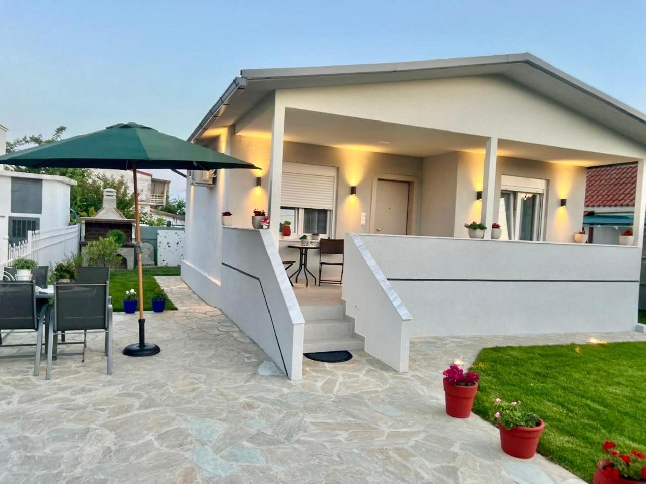 Dream Summer House Nea Kallikrateia Exterior photo